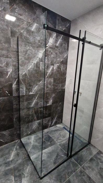 Душова кабіна,  перегородка