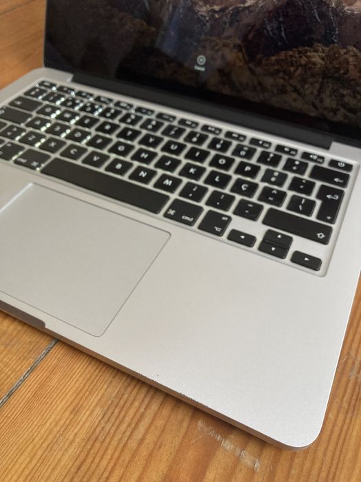 Macbook Pro 13” (2015)