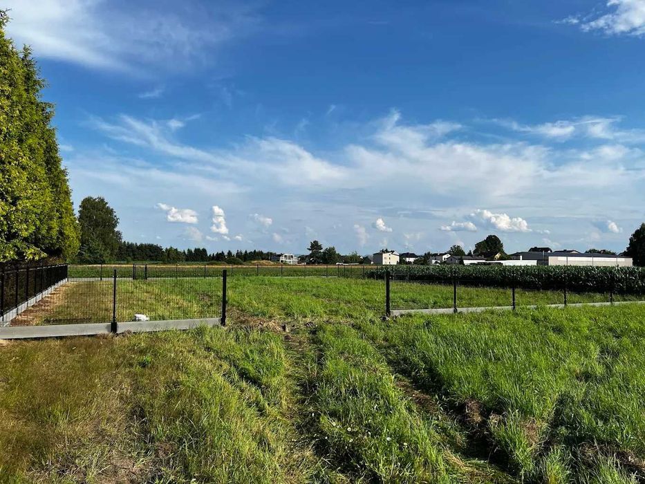 Komplet ogrodzenia 123 cm fi 4 – 49 zł/mb | Słupki + podmurówka