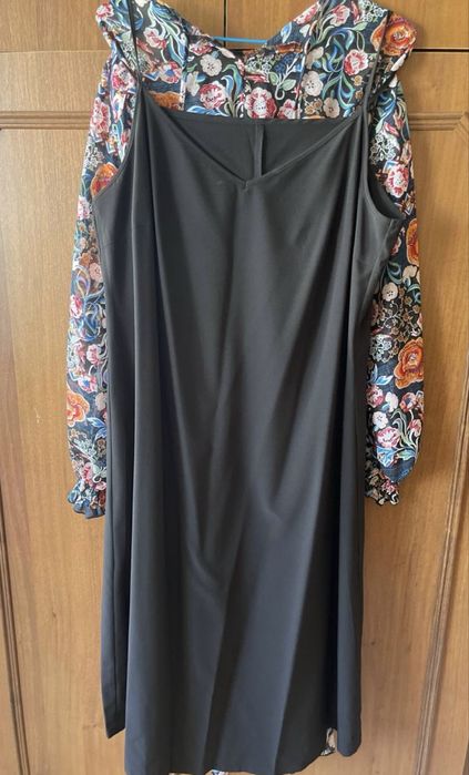 Сукня в квітах VOVK