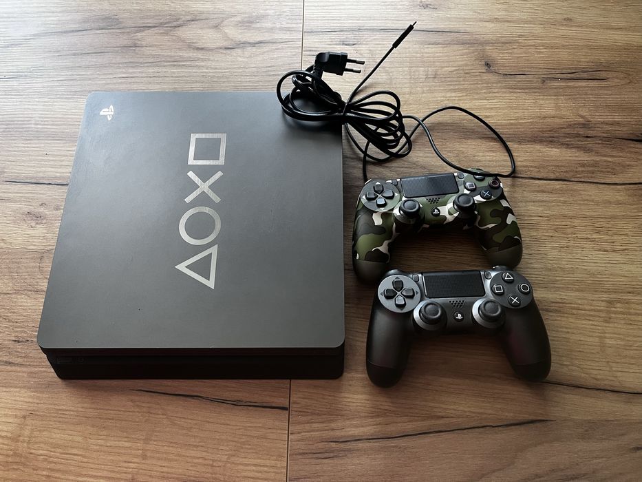 Sony Playstation 4 Slim 1TB Days of Play Special Edition