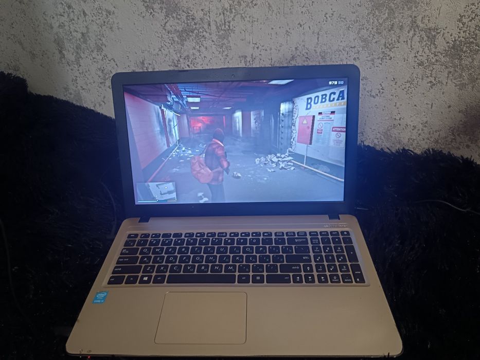 Игровой Asus i3-5005u, RAM 8GB, HDD 500GB