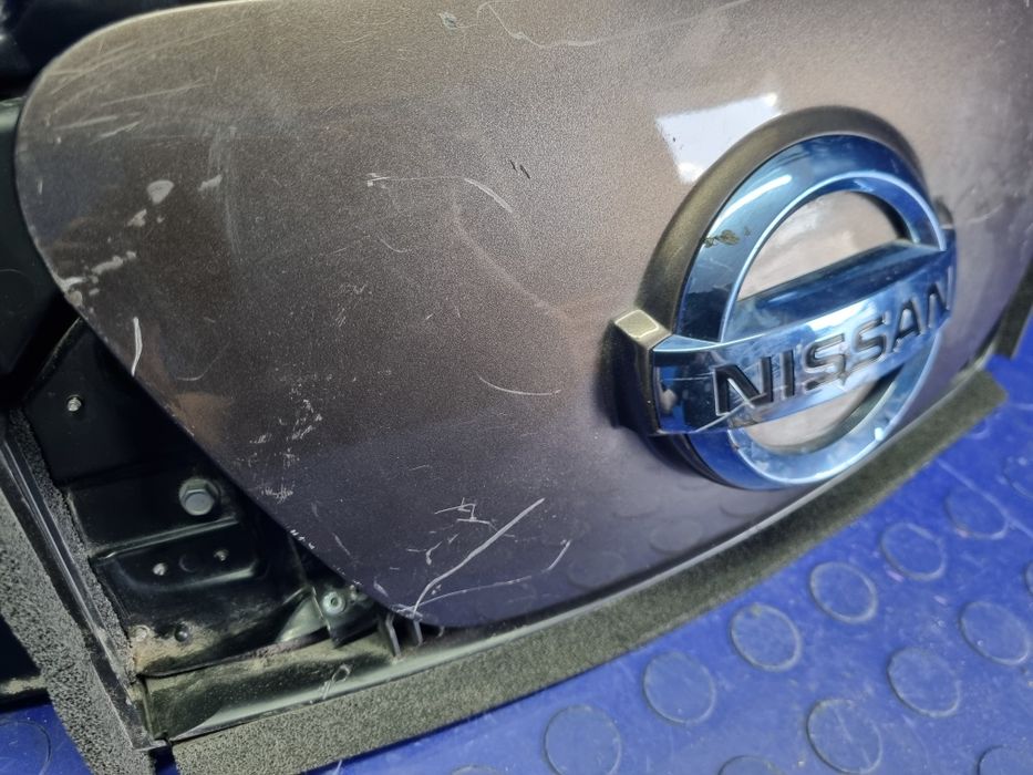 PORT ładowania stelaż NISSAN LEAF I KAMERA wlew klapka oryginał | OEM 65713-3NL0C