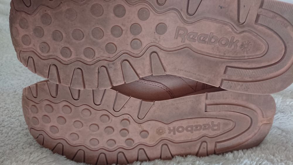 Buty sportowe damskie Reebok rozmiar 38/25