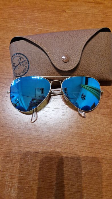 Oculos de Sol de Senhora  .Marcs Ray Ban novos