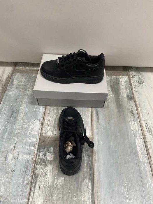 Butymęskie_Nike_Air_ Force 1 _czarny_Glany Glany R.41