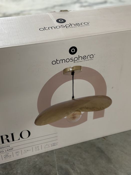 Candeeiro teto chapéu dourado novo