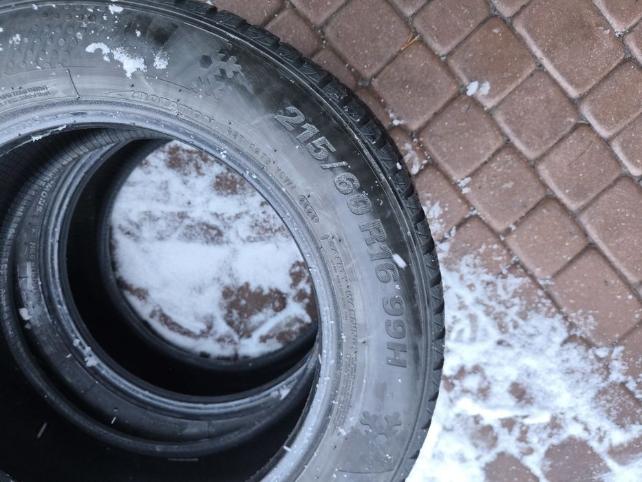 Opony zimowe 215/60R16
