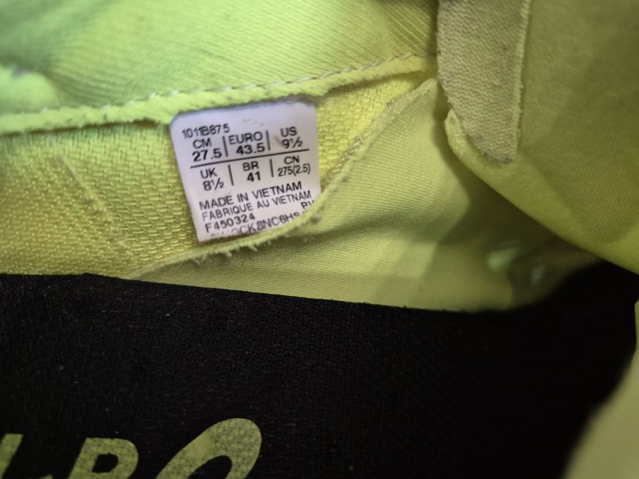 Buty męskie do biegania Asics Magic Speed 4 rozmiar 43,5.