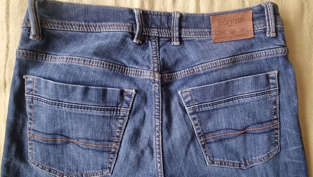 Spodnie Jeansowe firmy Bugatti rozm. M