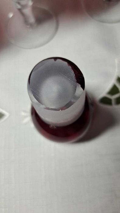 Rubinowa Kryształowa Karafka  plus  4 kieliszki