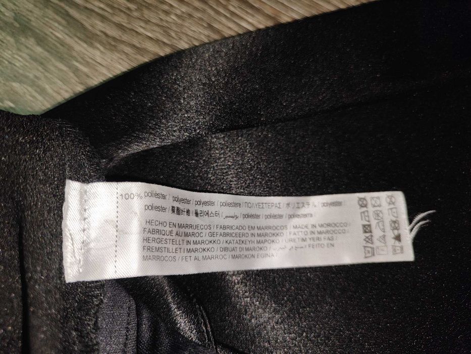 Брюки атласные от Bershka