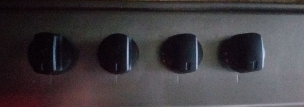 Placa para cozinhar alimentada a gás