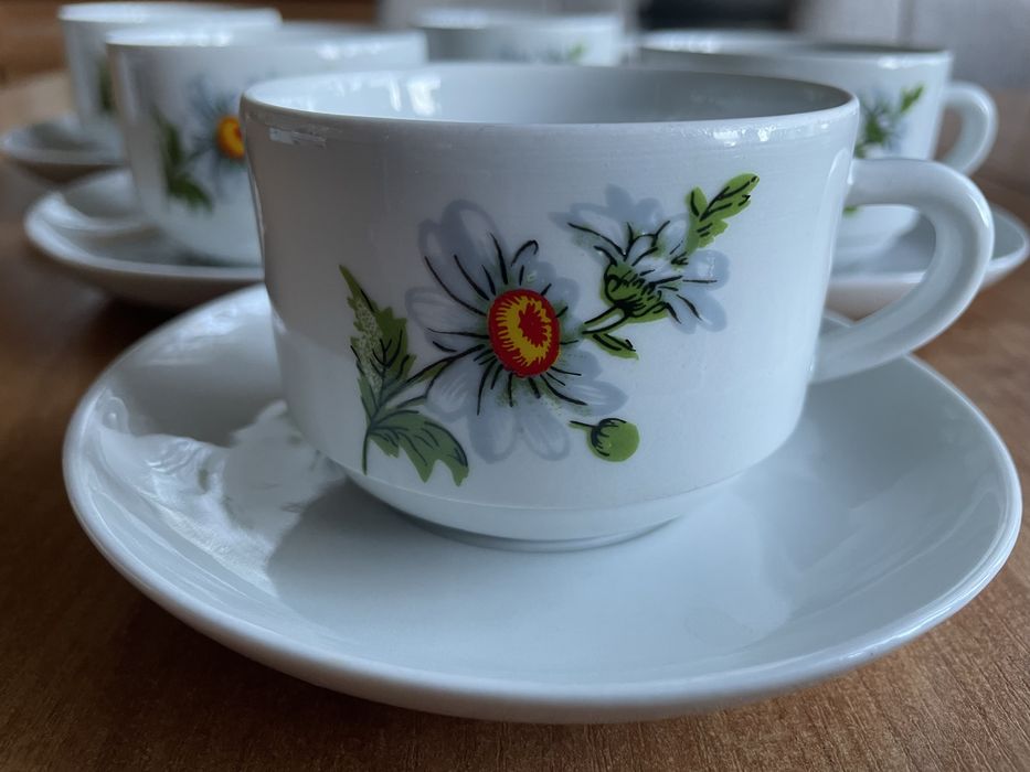 Zestaw filiżanek 6 szt.+ spodki, styl vintage