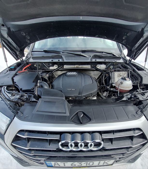 AUDI Q5  Premium  plus  2.0  2018