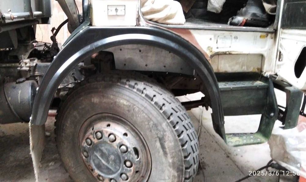 Спальник водія авто
