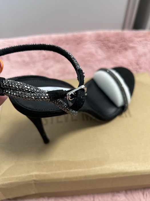Sandałki na szpilce Steve Madden 40