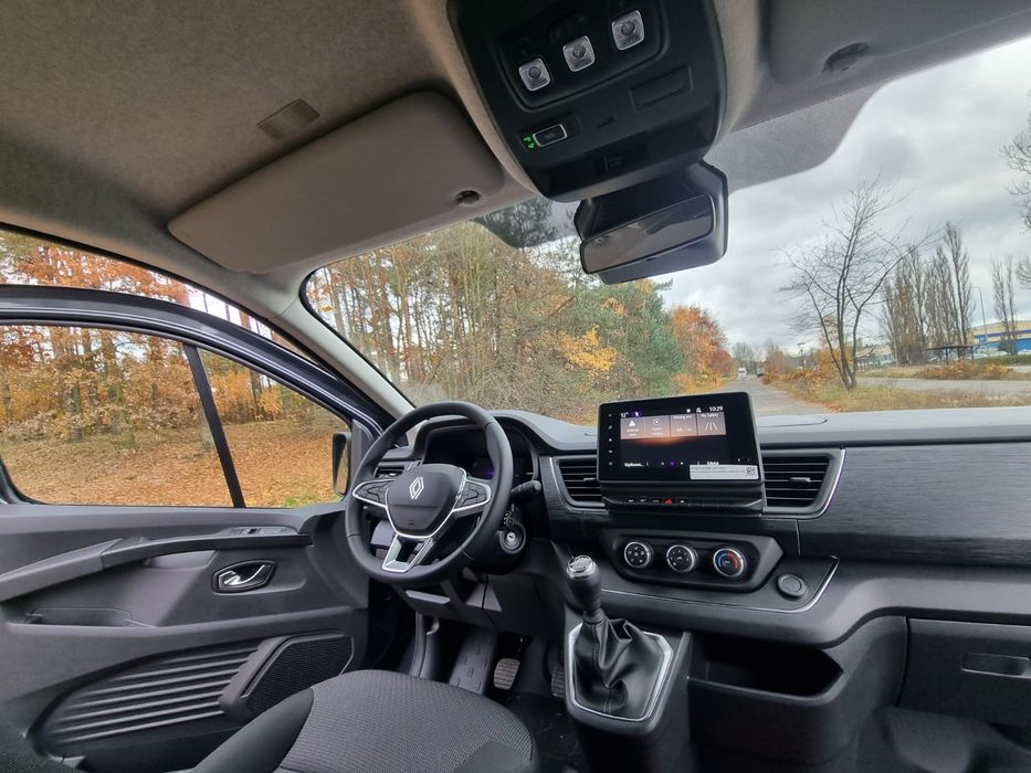 Wynajem wypożyczenie busa 9 osobowego