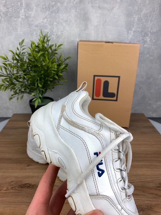 Buty Fila Strada Low r. 33 - białe sneakersy dziecięce