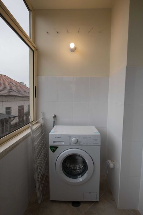 Quarto com varanda – Castêlo da Maia | Próximo do ISMAI e Metro
