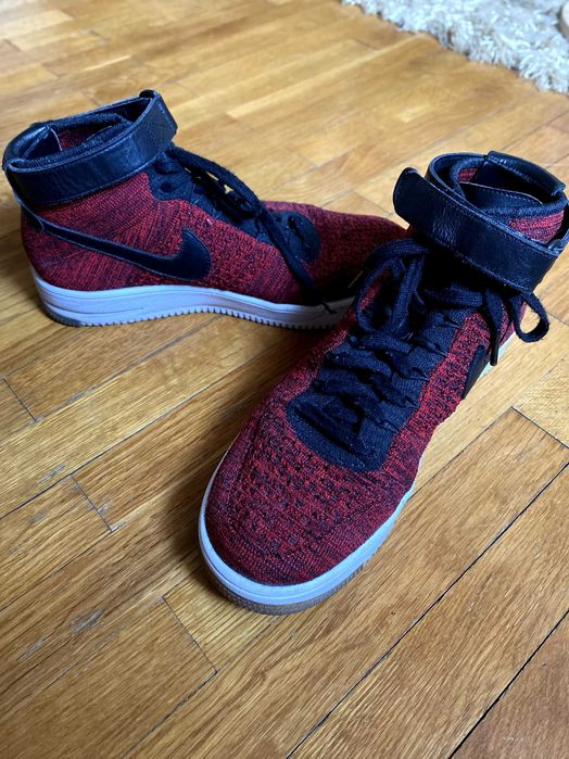 Кросівки Nike Air Force 1 Mid Ultra Flyknit