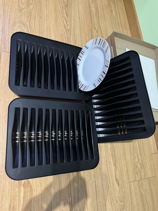 Suporte para 12 pratos BOHOLMEN - IKEA