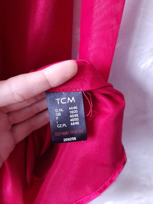 Пеньюар із поясом