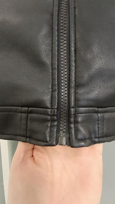 Куртка байкерська зі штучної шкіри