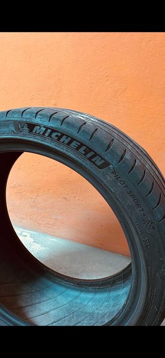 Michelin Pilot Sport 4S 225/40R18