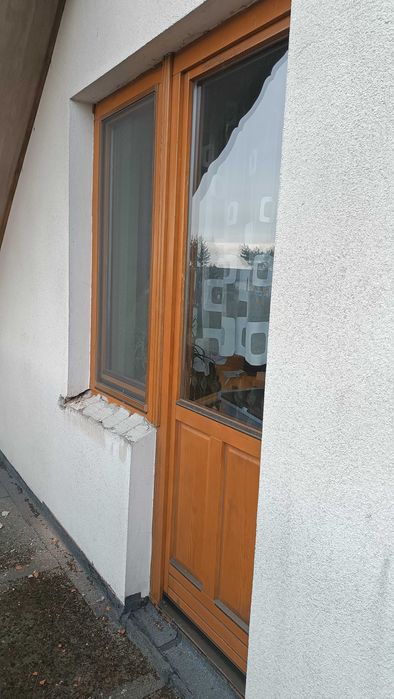 okna drewniane z demontażu okno balkonowe