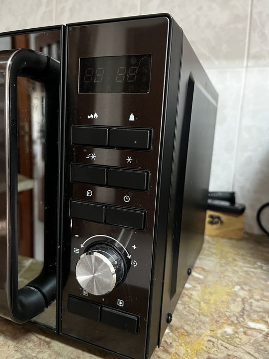 Micro-ondas Qilive 700W