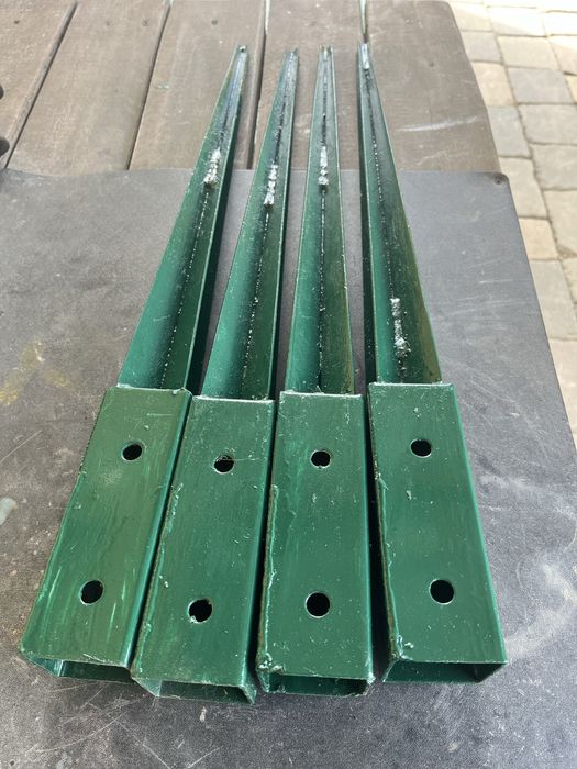Kotwy 45x45x600 mm .