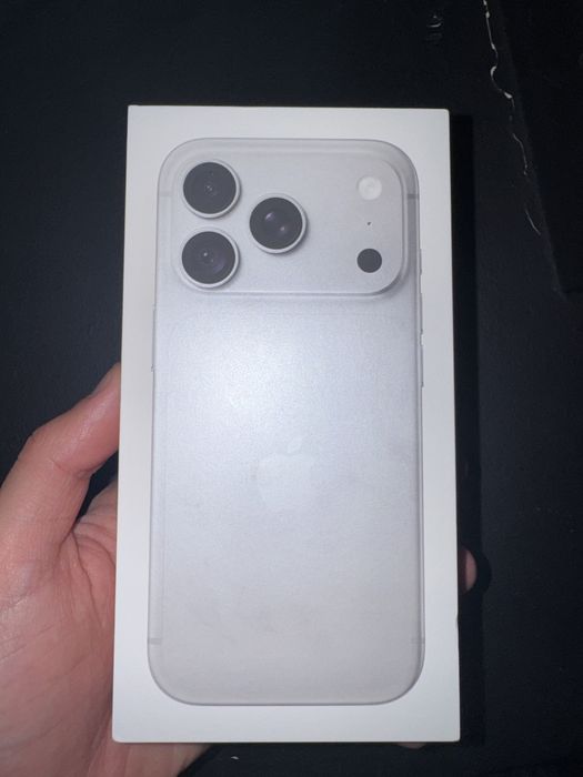 Iphone 18 Pro 1 TB Silver
