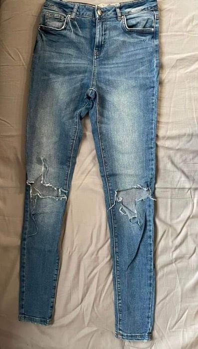 spodnie dżinsowe z wysokim stanem