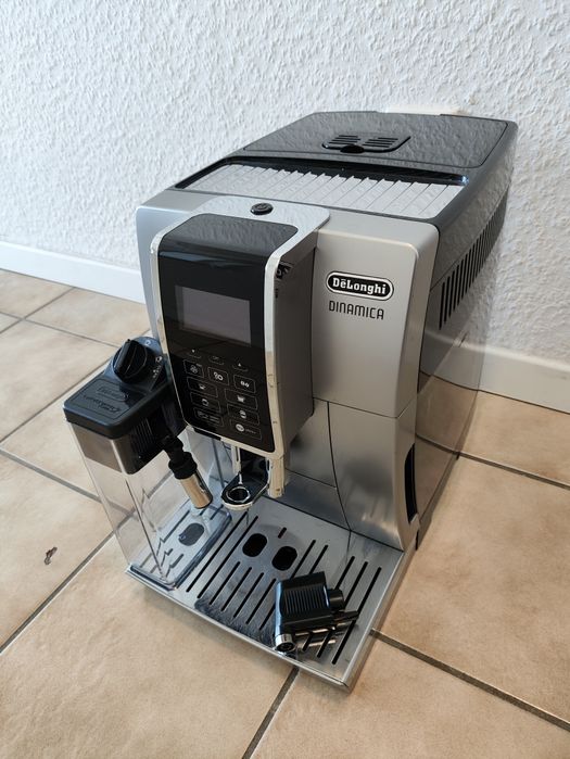 Кавомашина в Кожен Дім ® Delonghi Dinamica