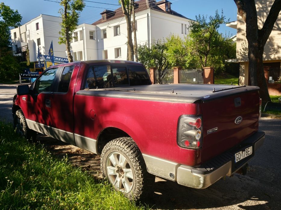 Ford F-150 pickup