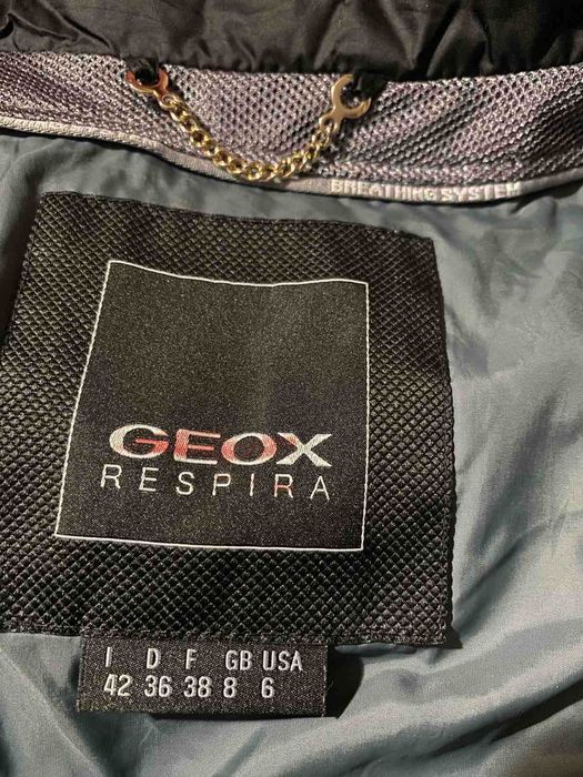 куртка чорна жіноча Geox
