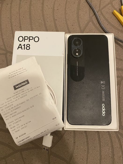 OPPO A18 com caixa