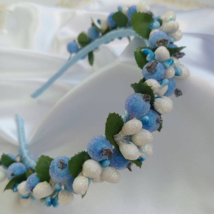 Зимові вушка. Новорічні обручі. Обруч з ягідками