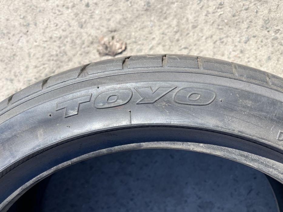 Продается резина 195/45/R 16 Toyo