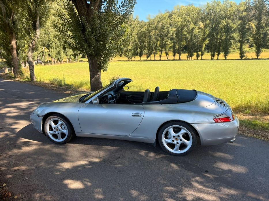 Porsche 911 (996) Carrera 4 Cabrio