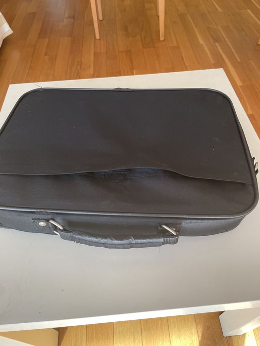 Mala para portátil ate 15,6 polegadas marca Toshiba