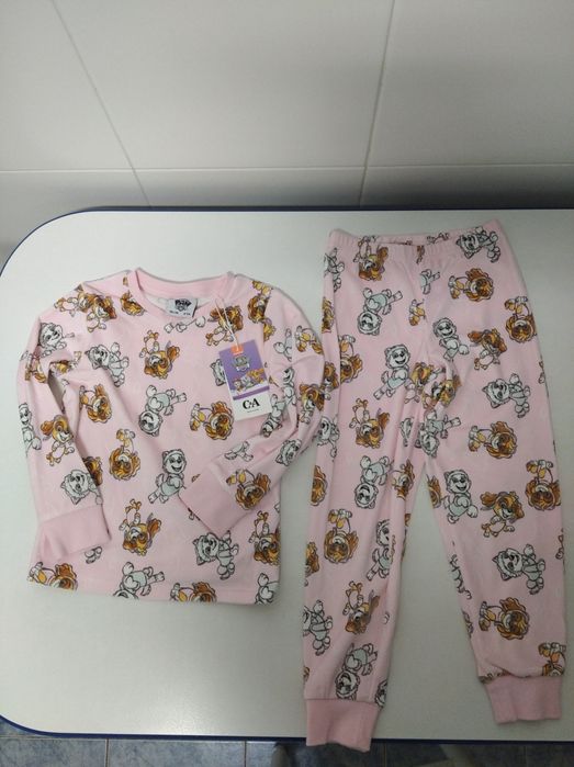 Pijama de menina novo da Patrulha Pata tamanho 6 anos