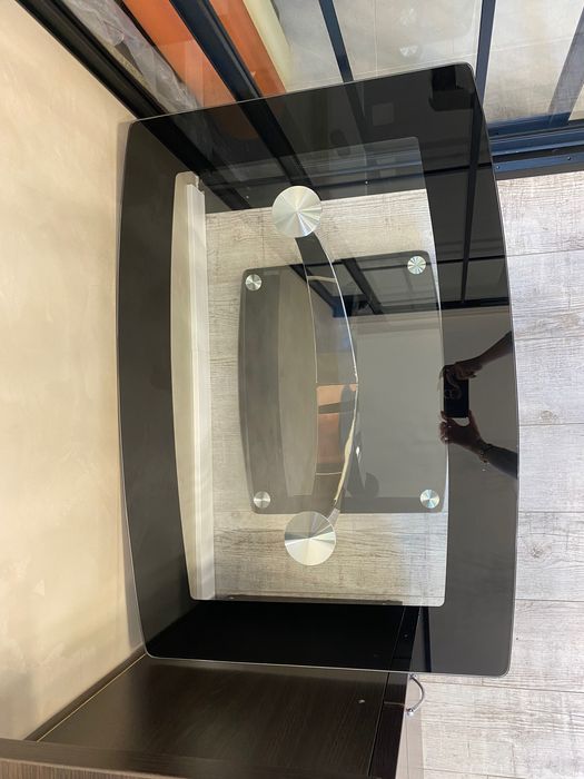 Столик журнальный стеклянный