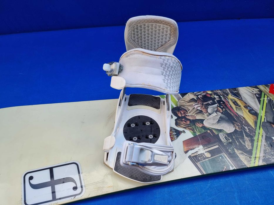 Deska snowboard Jeenyus Foursquare 150cm + wiązania Palmer Reactor