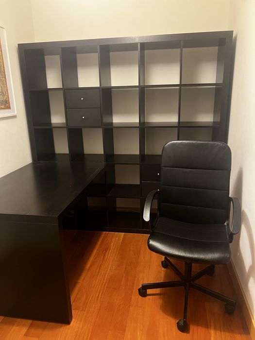 Conjunto Secretária+Estante IKEA+cadeira giratória