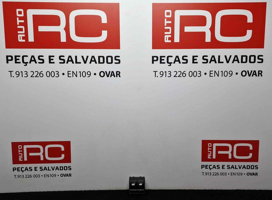 Comando / Botão / Interruptor Vidros Frente Esquerdo 98016298ZD - CITROËN C3 III Van