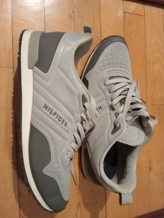 NOWE buty Tommy Hilfinger r.44
