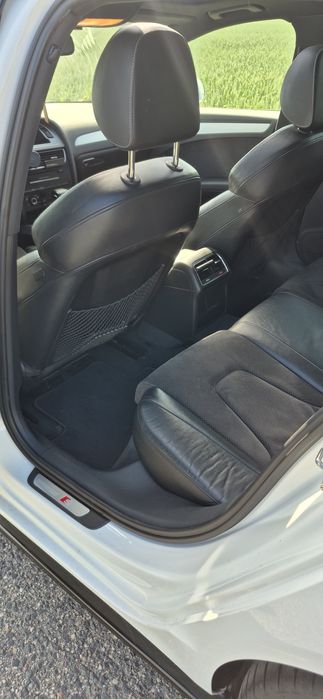 Audi a4b8  3.0tdi sline !