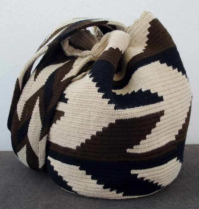 Oryginalna ręcznie pleciona torba Wayuu na ramię – egzotyczny styl!